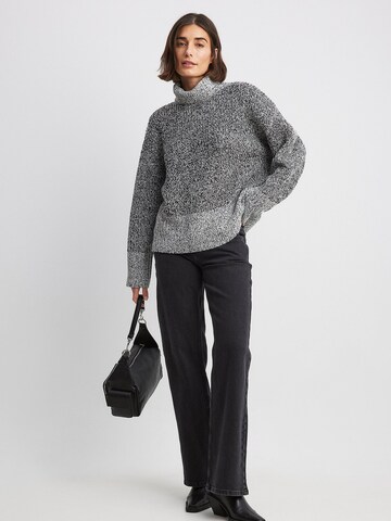NA-KD Sweater in Black: front