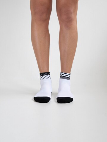 INCYLENCE Sportsocken 'ANGLES SHORT' in Weiß