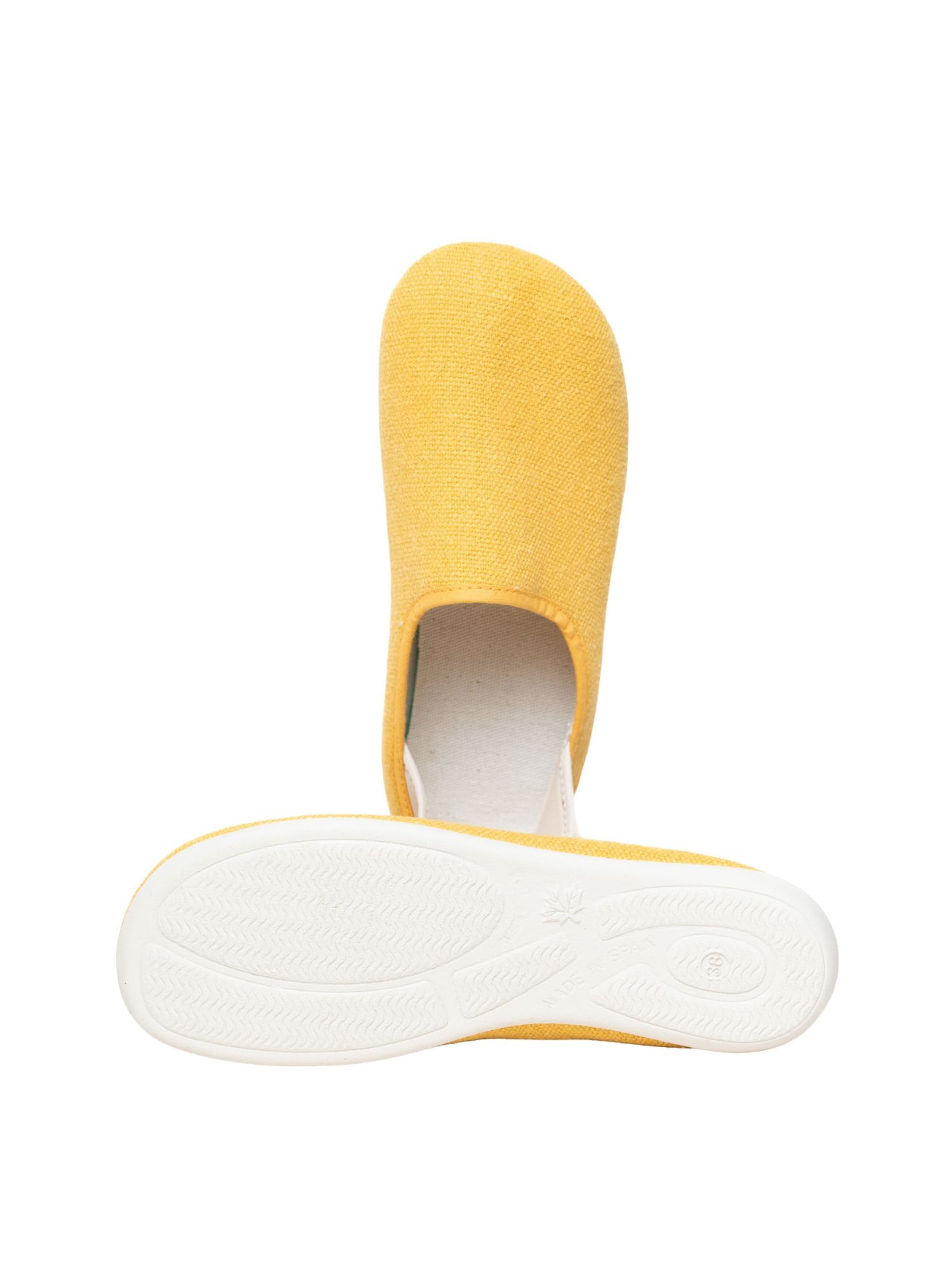 Gottstein Espadrilles 'Espadrille Linen Slip-On' in Yellow