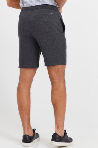 !Solid Regular Sweatshorts 'OLIVER' in Grau