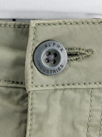 regular Pantaloni di ALPHA INDUSTRIES in beige