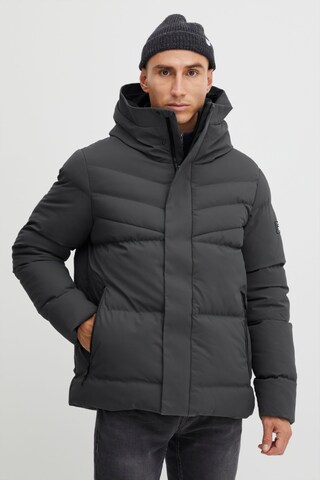 11 Project Winterjacke 'Demir' in Grau: Vorderseite