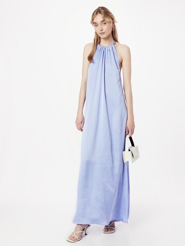 Essentiel Antwerp - Vestido de noche 'Daxos' en azul