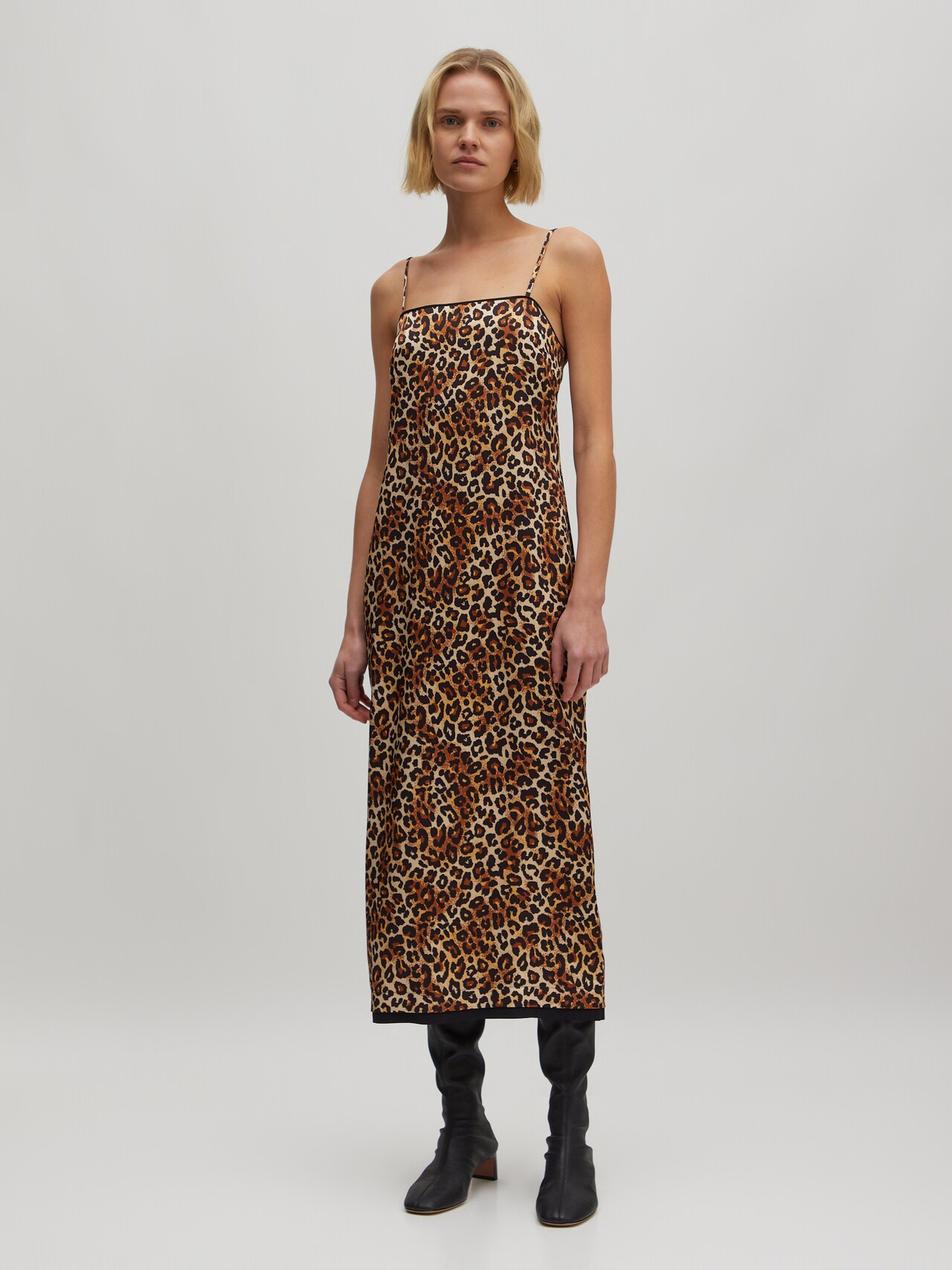 EDITED Produkte Kleid 'Thora' beige