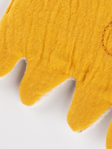 SIGIKID Stuffed animals 'Knistertuch Giraffe sigibaby' in Yellow