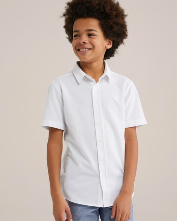 WE Fashion Regular fit Button up shirt in White: front