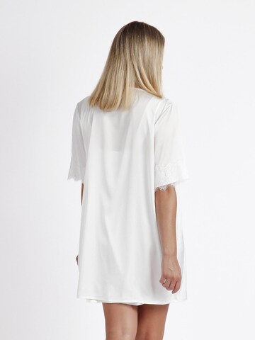 admas - Bata para casa 'Romantic Wedding' en blanco