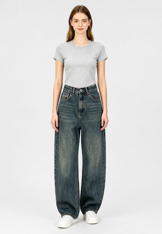 Elara Vat Jeans in Blauw