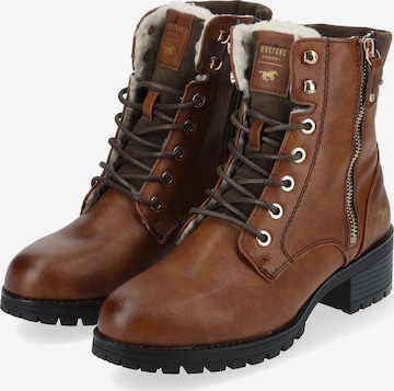 MUSTANG Lace-Up Ankle Boots in Brown