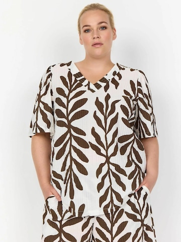 T-shirt 'Marta' Wasabi Concept en marron : devant