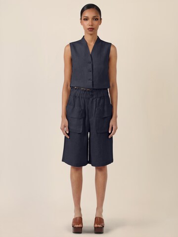 APART Wide Leg Shorts in Blau