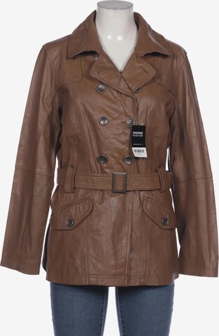 CECIL Jacket & Coat in L in Brown: front