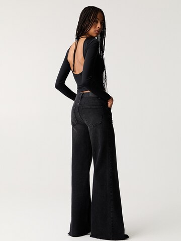 Pull&Bear Tričko – černá