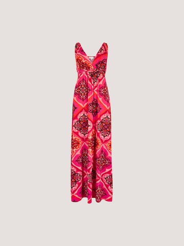 Robe Apricot en rouge