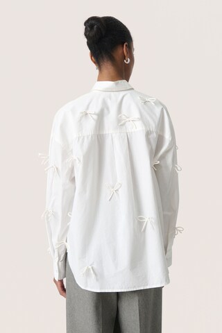 SOAKED IN LUXURY Blouse 'Joa ' in Wit