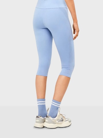 mėlyna Gisela Prigludęs Tamprės