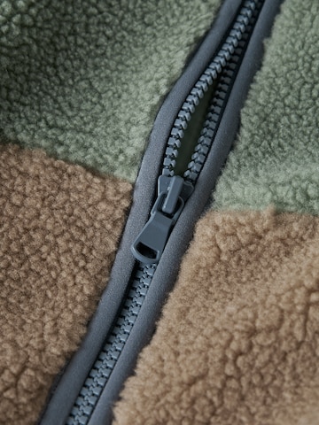 NAME IT Демисезонная куртка 'NMMMIMBA' в Зеленый