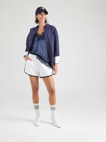 GAP Свободный крой Штаны в Белый