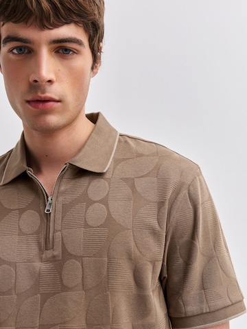 T-Shirt Next en marron
