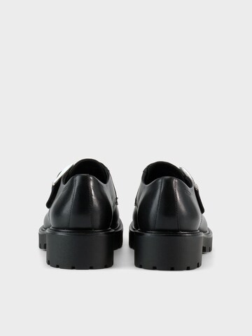 Chaussure basse 'KENOVA' VAGABOND SHOEMAKERS en noir