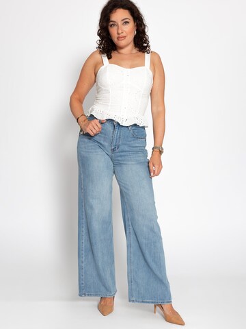 SASSYCLASSY Top in White