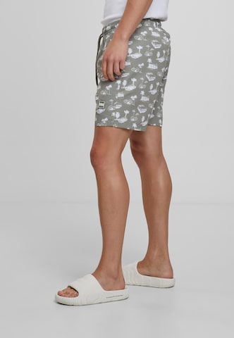 Shorts de bain Urban Classics en vert