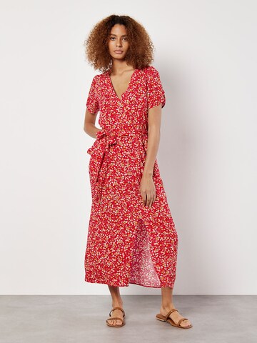 Apricot Dress in Red: front