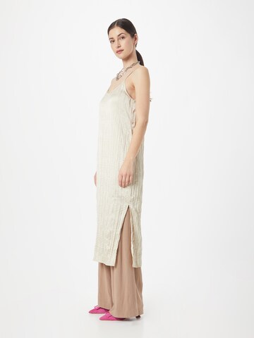Monki Summer dress in Beige