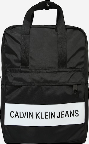 Calvin Klein Jeans Batoh – černá: přední strana