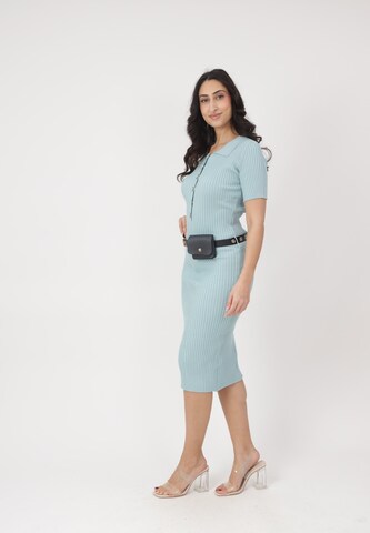 Robes en maille Elara en bleu