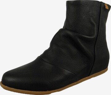 EL NATURALISTA Ankle Boots in Black: front