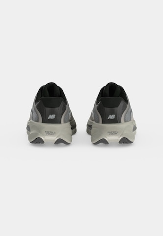 Chaussure de course 'Ellipse v1' new balance en gris