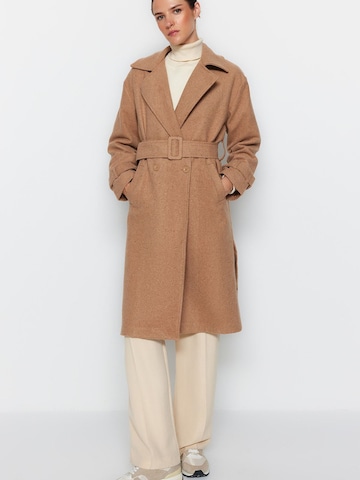 Trendyol Between-seasons coat in Brown: front
