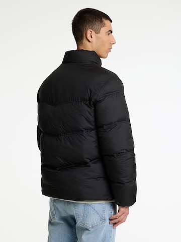 Veste d’hiver 'Nova Burst' CHASIN' en noir