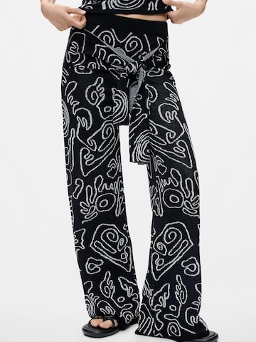 Desigual Wide leg Trousers in Black: front