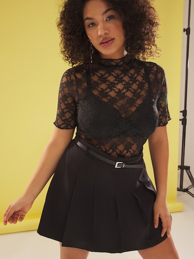 Trendyol Curve Shirt in de kleur Zwart, Productweergave