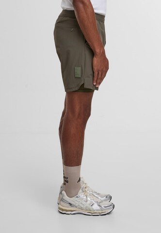 Another Cotton Lab Regular Shorts 'SRC' in Braun