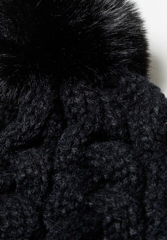 Cappello di MINOTI in nero