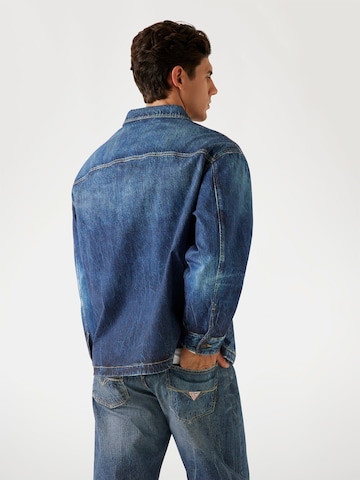 GUESS Between-Season Jacket in Blue