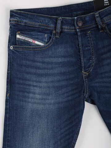 DIESELTapered Traperice 'Buster-X' - plava boja