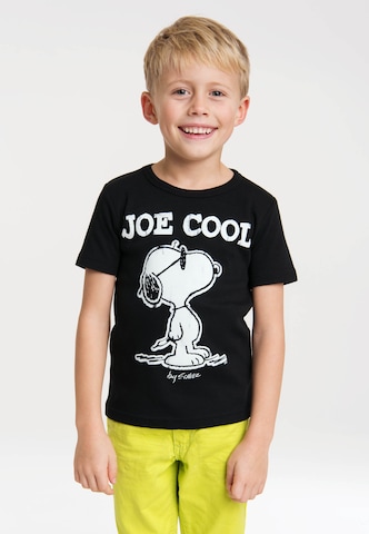 LOGOSHIRT T-Shirt Snoopy - Peanuts - Joe Cool in Schwarz: predná strana