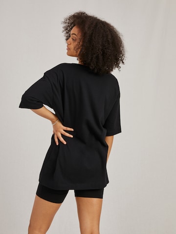 T-shirt 'Dakota' A LOT LESS en noir