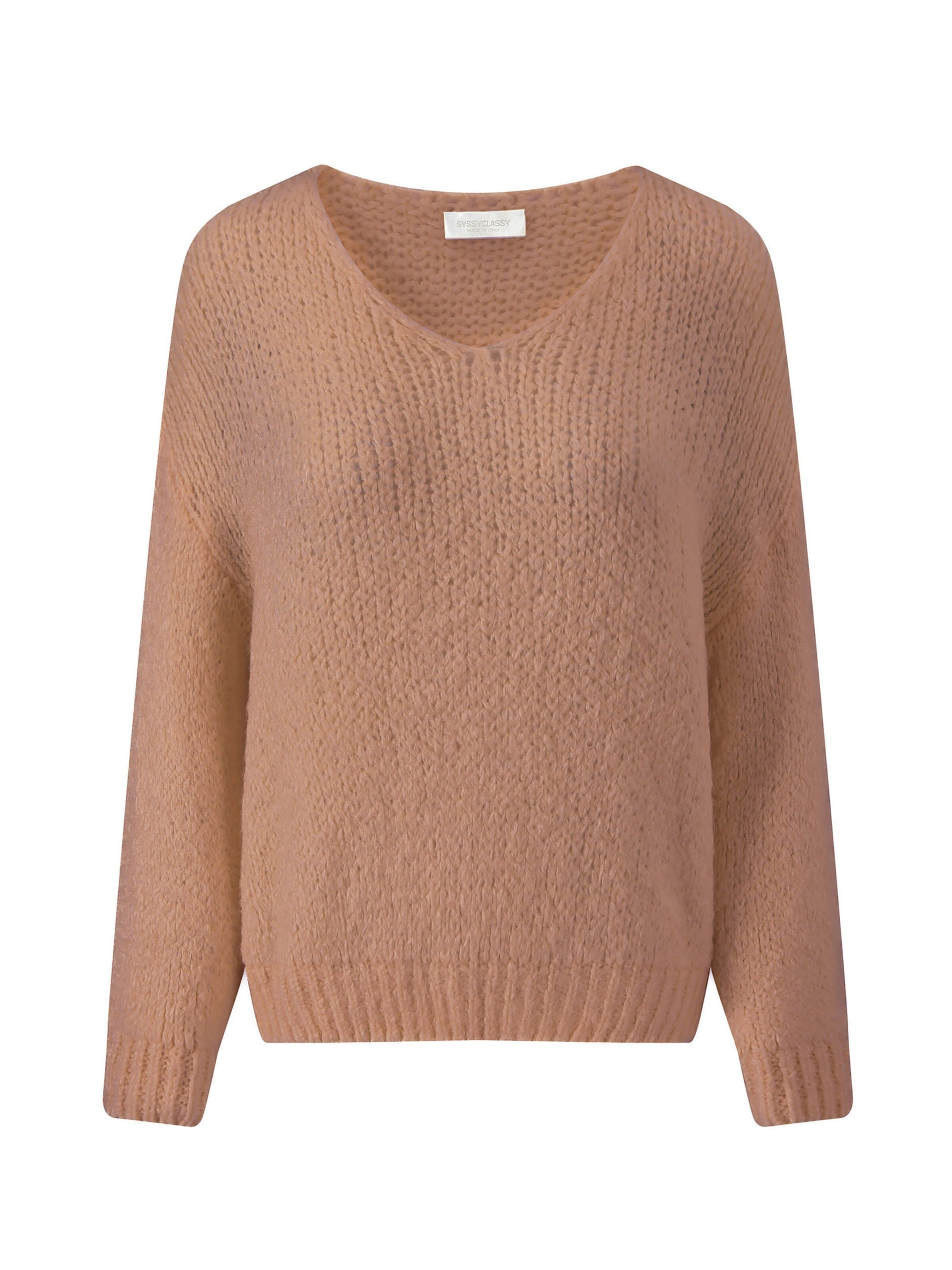 SASSYCLASSY Oversized sweater in Brown: front