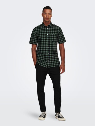 Only & Sons Regular fit Button Up Shirt 'Alvaro' in Green