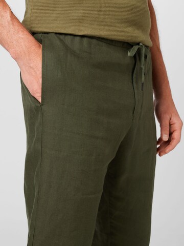 Tiger of Sweden Tapered Trousers 'TRAVIN' in Green