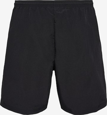 Hummel Regular Sportshorts in Schwarz