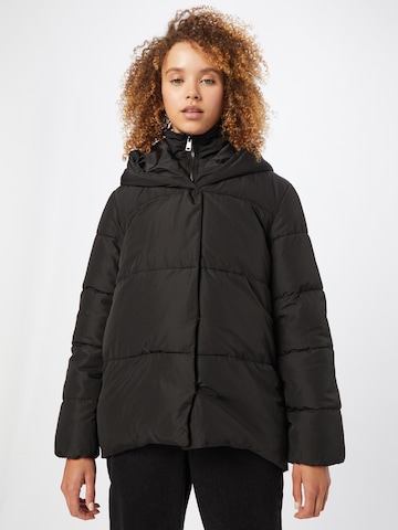 ONLY Between-Season Jacket 'AMY' in Black: front