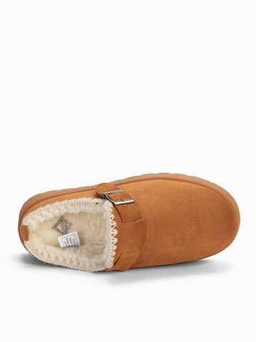 Chaussure basse 'SILOE' Island Boot en marron