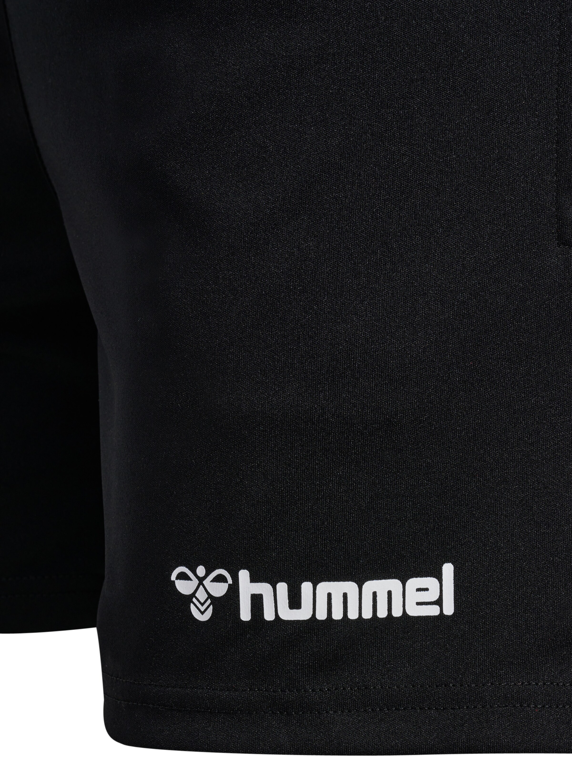 Hummel Regular Sportshorts in Schwarz