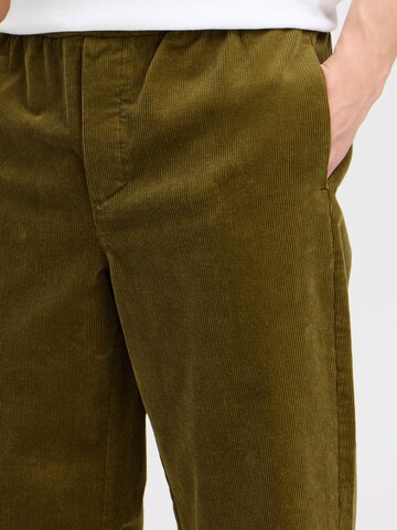 !Solid - regular Pantalón chino ' SDMINOR ALANN ' en verde